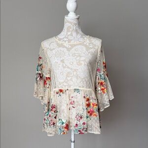 Umgee Floral Sheer Embroidered Blouse sz Small
